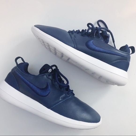 Nike Womens Navy Blue Leather Sneakers 